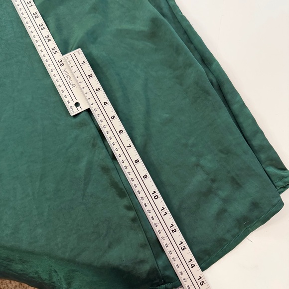 Bohme Dress Womens XXL Green Satin Smocked Back Midi - Picture 6 of 7